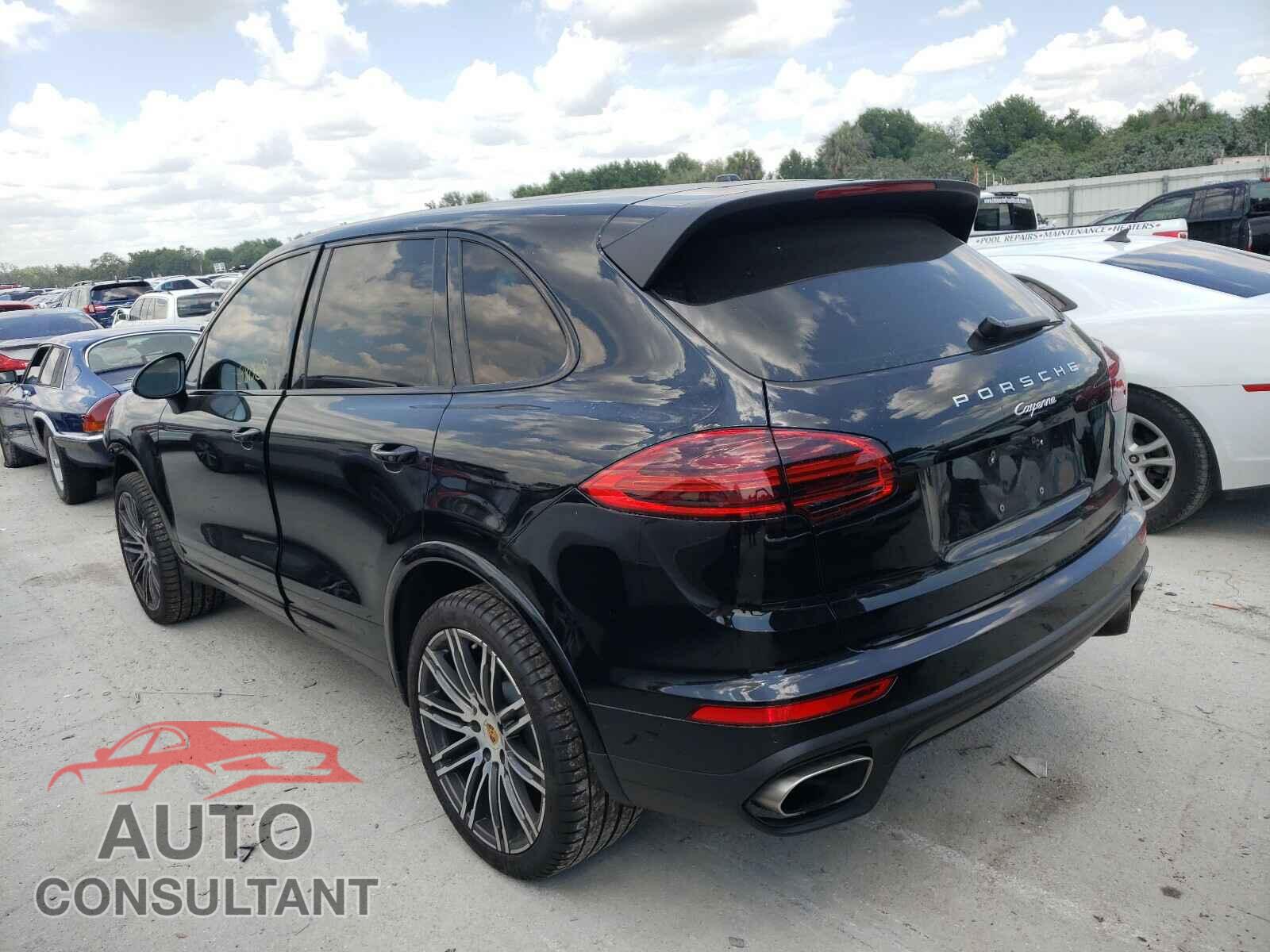 PORSCHE CAYENNE 2017 - WP1AA2A25HKA89219