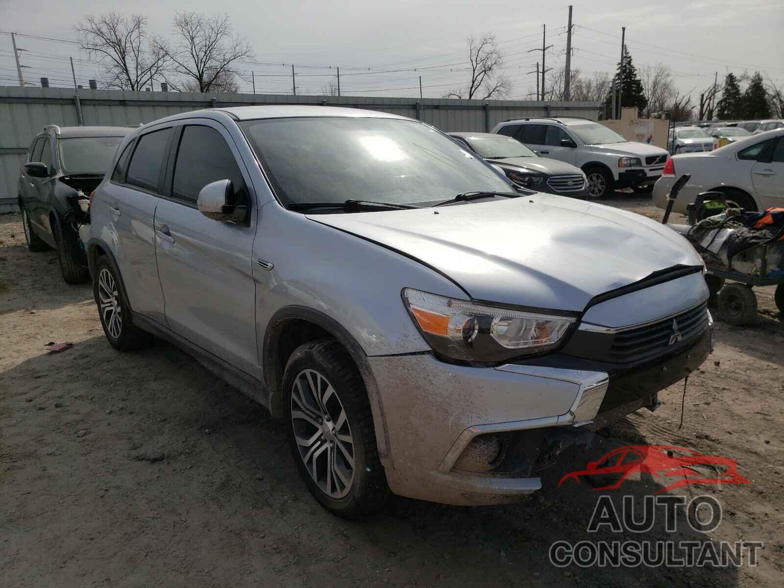 MITSUBISHI OUTLANDER 2017 - JA4AP3AU8HZ025393