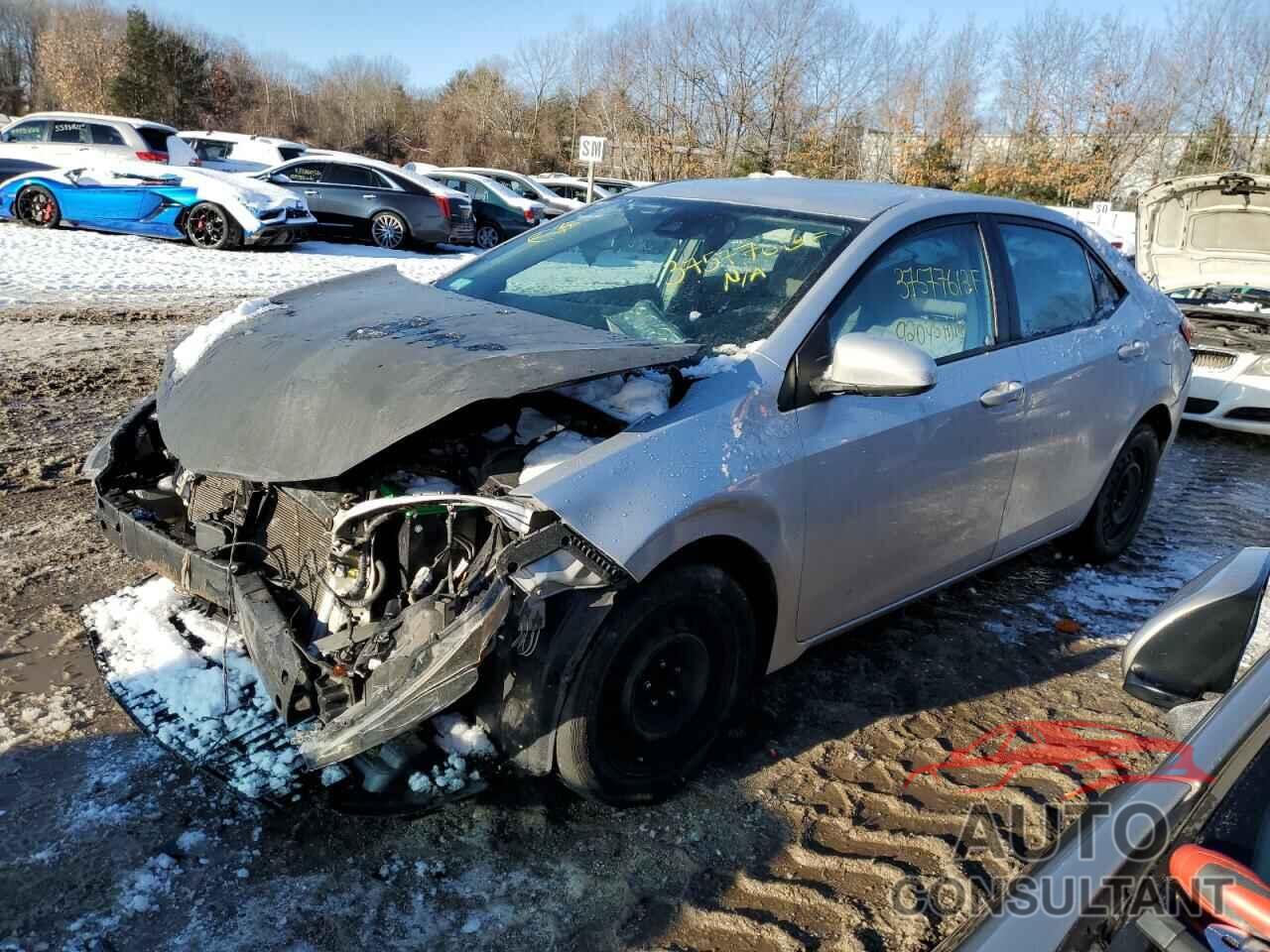 TOYOTA COROLLA 2018 - 5YFBURHE9JP804077