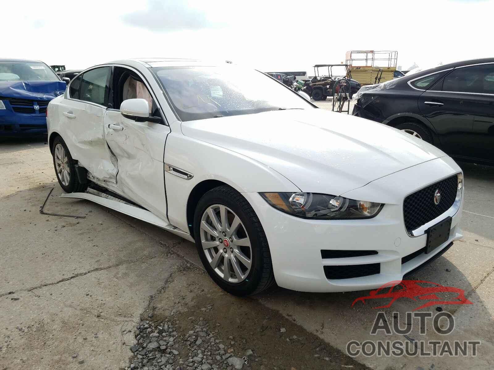 JAGUAR XE 2019 - SAJAR4FX6KCP49913