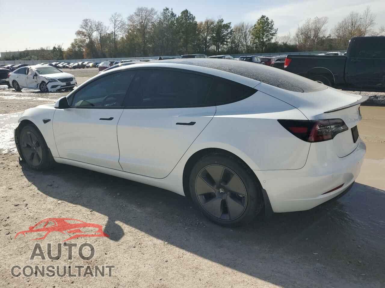 TESLA MODEL 3 2022 - 5YJ3E1EA0NF328985