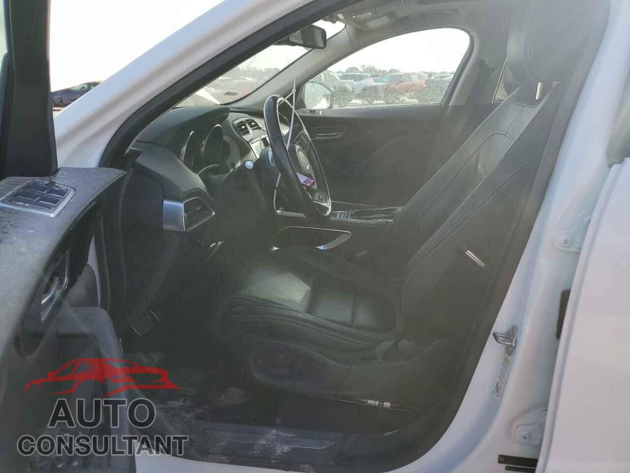 JAGUAR F-PACE 2017 - SADCL2BV2HA494090