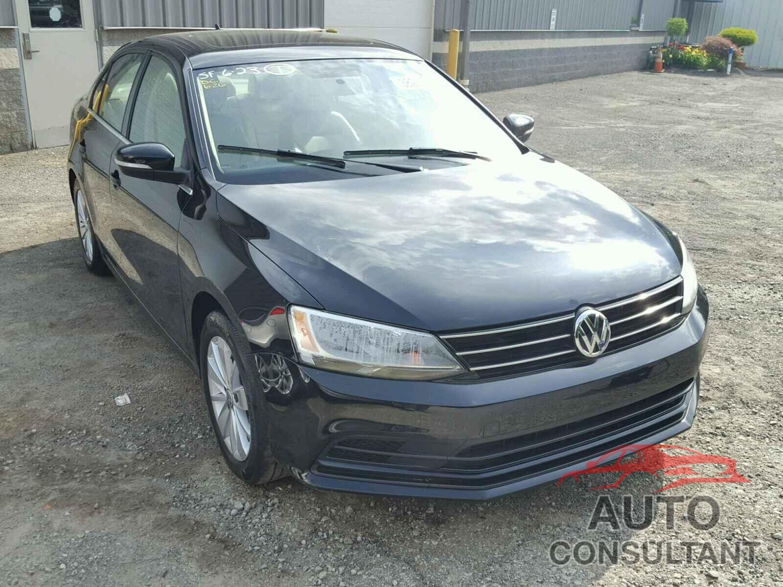 VOLKSWAGEN JETTA 2015 - 3VWD17AJ5FM268821