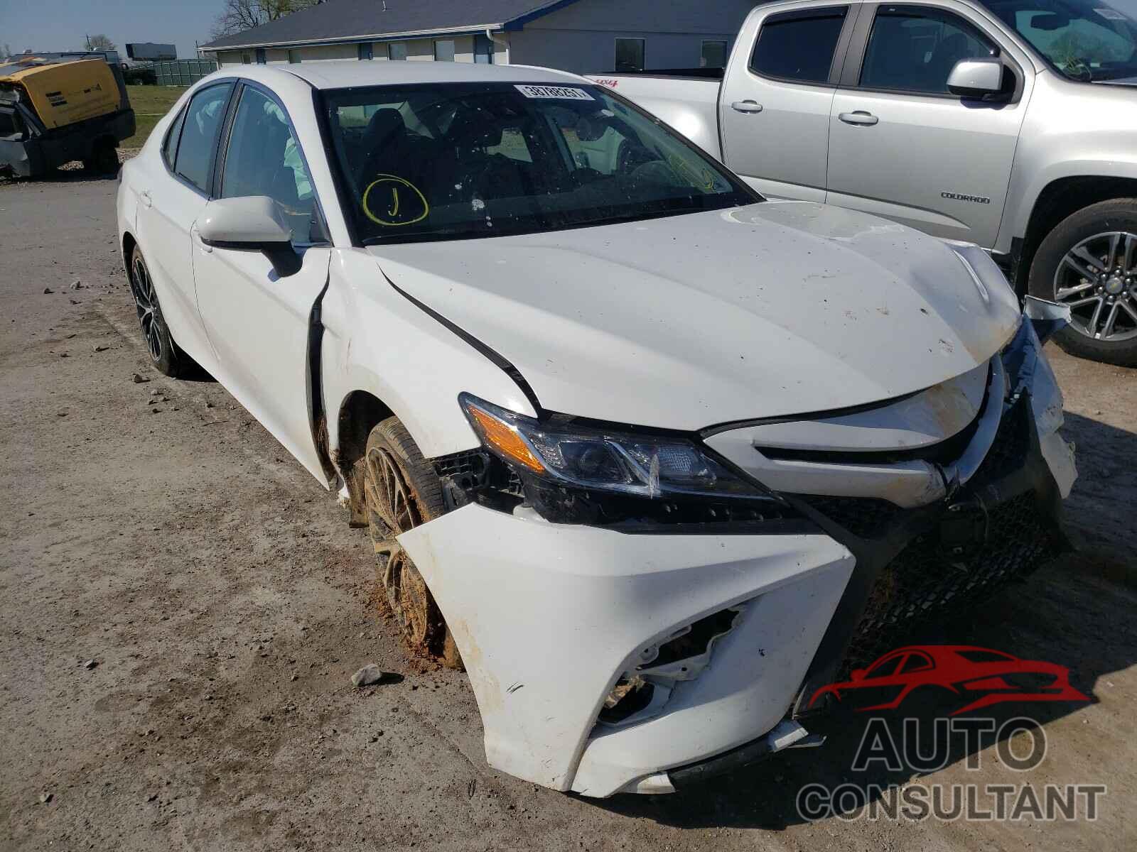 TOYOTA CAMRY 2019 - 4T1B11HK3KU744006