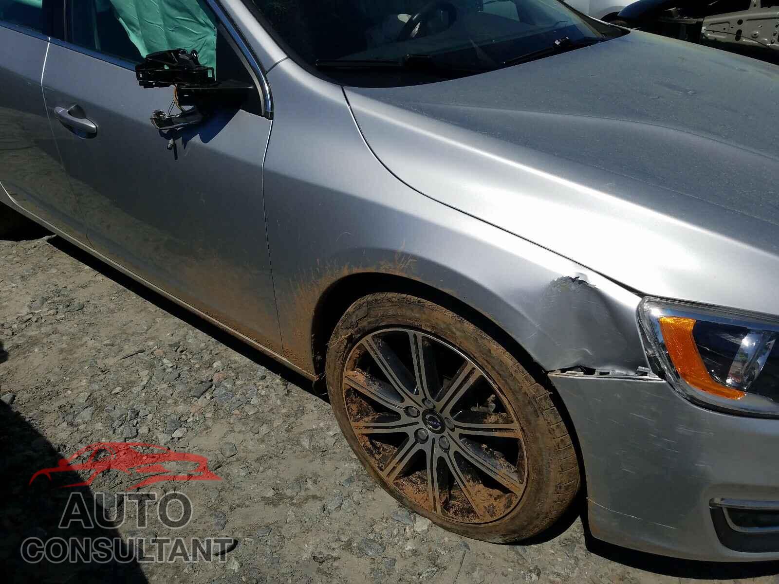 VOLVO S60 2018 - LYV402TK7JB162982