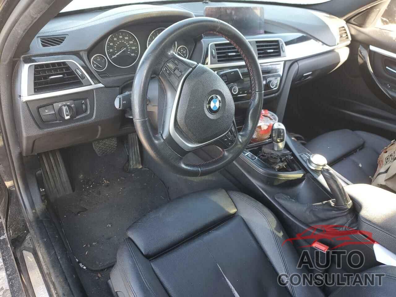 BMW 3 SERIES 2018 - WBA8D9C58JA616444