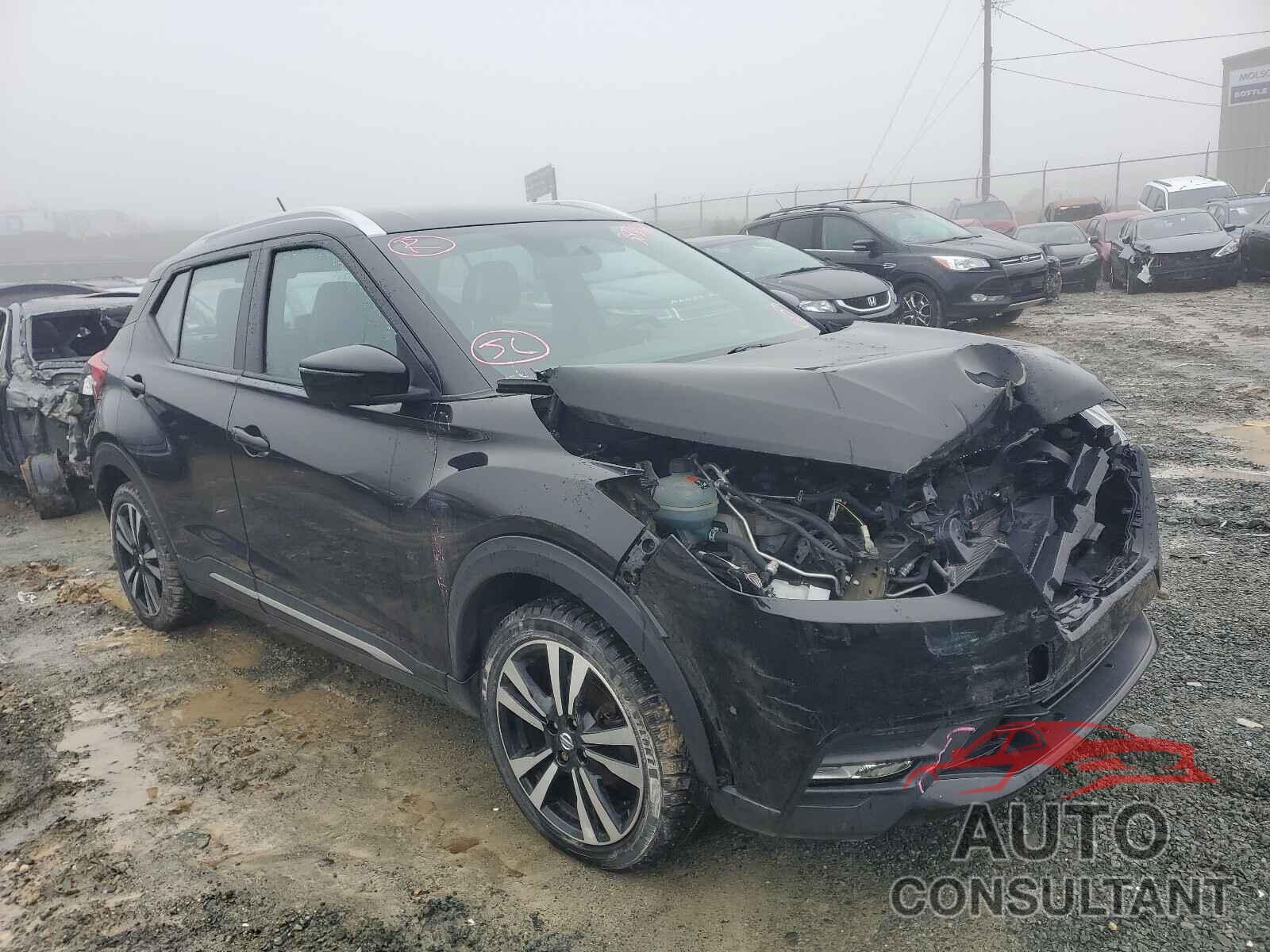 NISSAN KICKS 2018 - 3N1CP5CU9JL497139