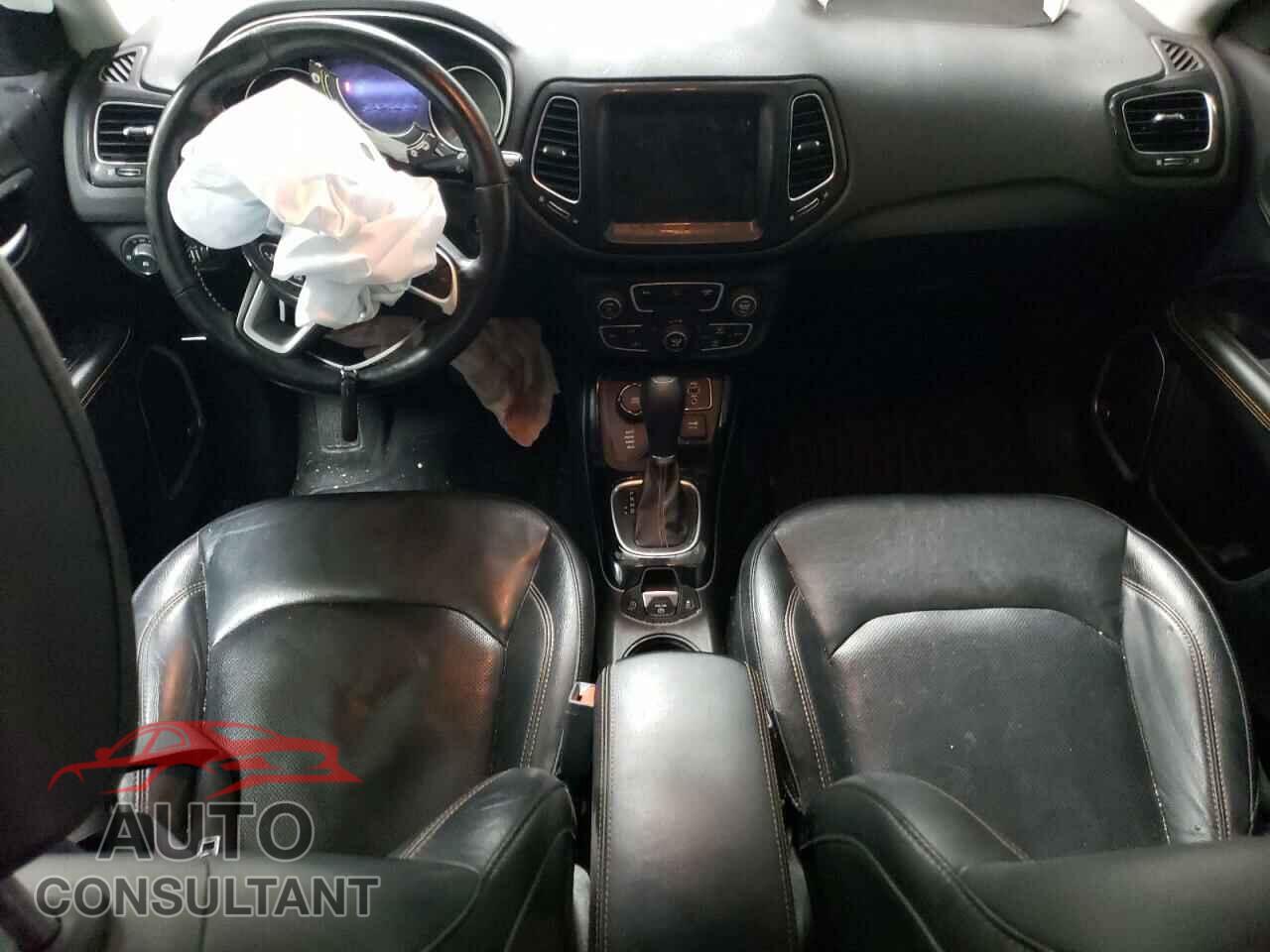 JEEP COMPASS 2018 - 3C4NJDCB7JT254512