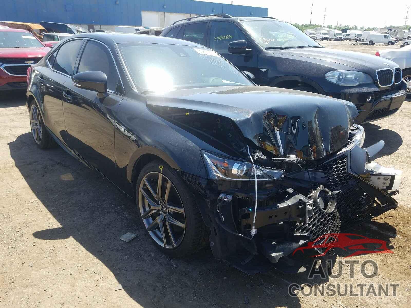 LEXUS IS 2018 - JTHC81D25J5028936