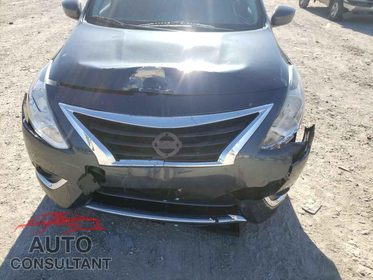 NISSAN VERSA 2017 - 3N1CN7AP8HL903839