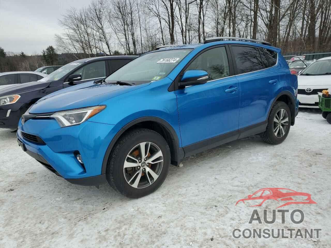 TOYOTA RAV4 2017 - JTMRFREV9HJ700149