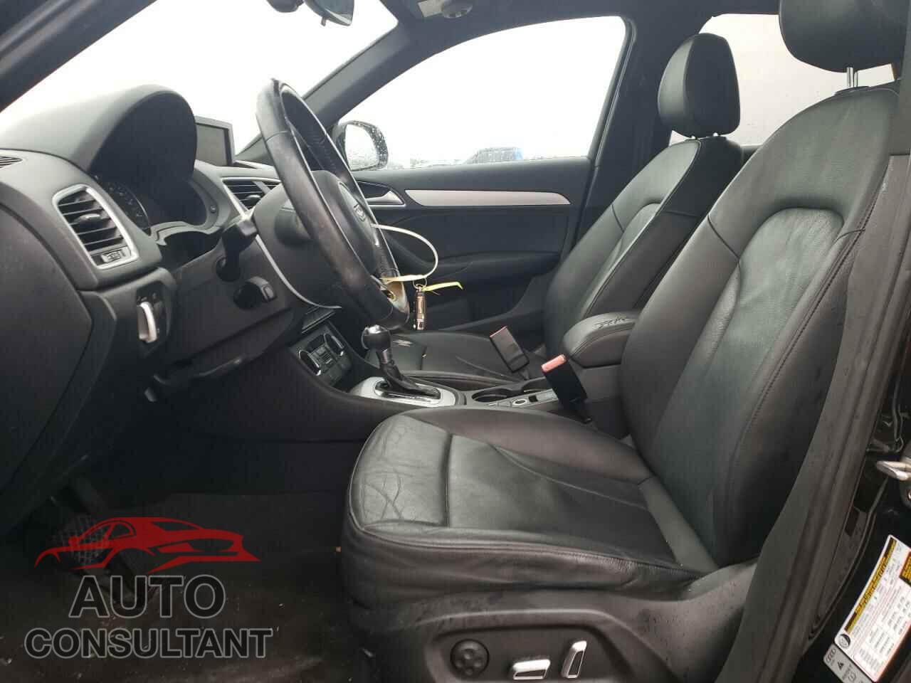 AUDI Q3 2017 - WA1BCCFS0HR014329