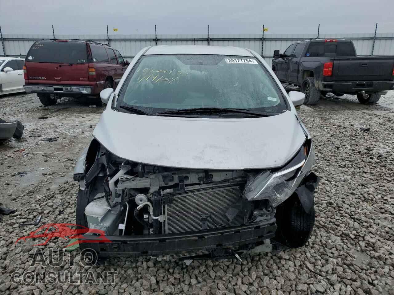 NISSAN VERSA 2017 - 3N1CE2CP4HL355452
