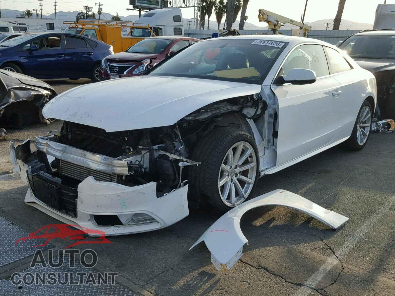 AUDI A5 2015 - WAUMFAFR9FA053758