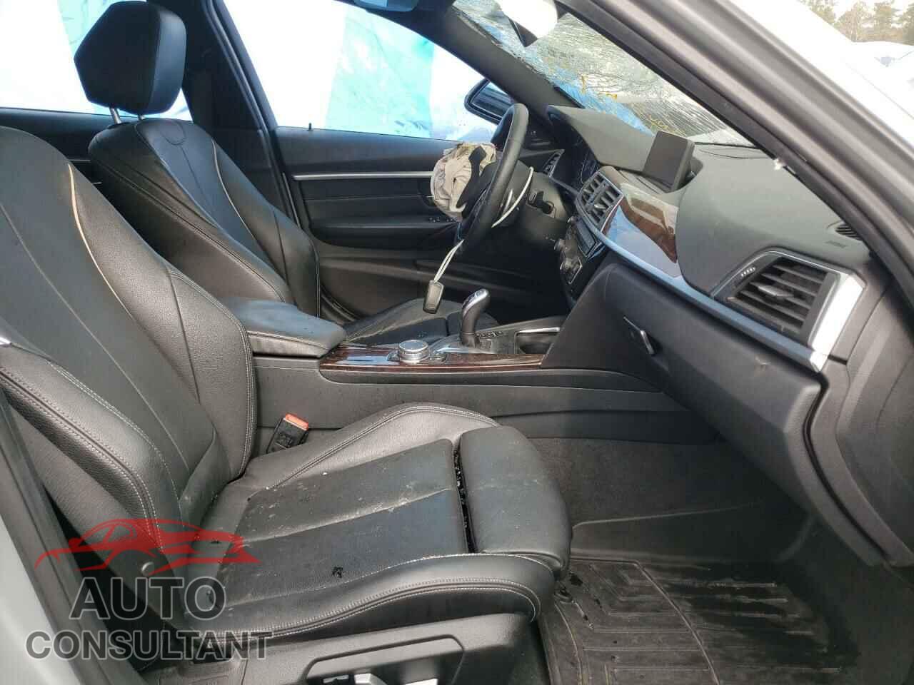 BMW 3 SERIES 2016 - WBA8B7G53GNU36925