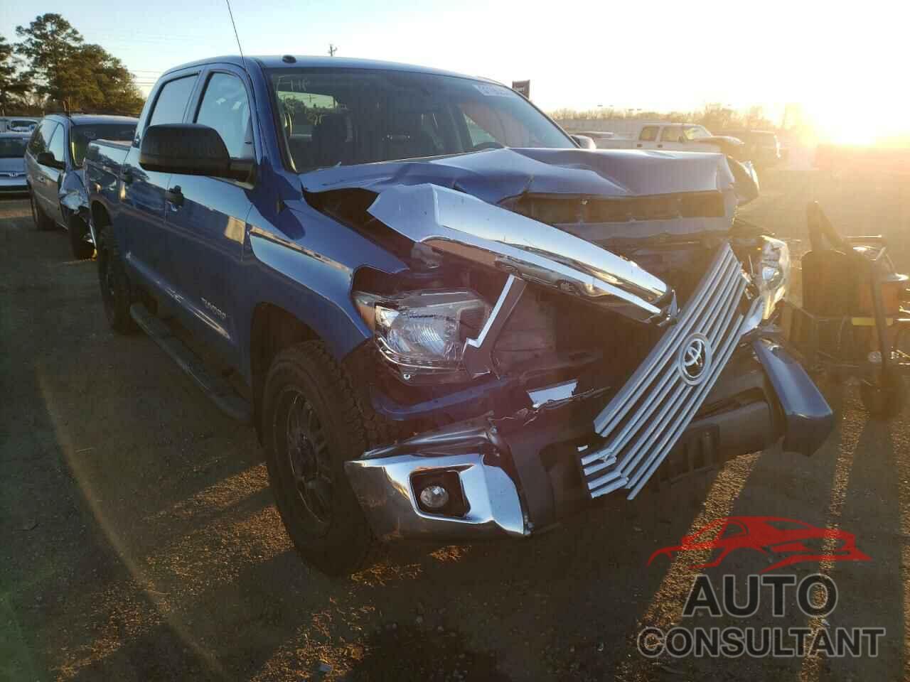 TOYOTA TUNDRA 2016 - 5TFEM5F15GX099200