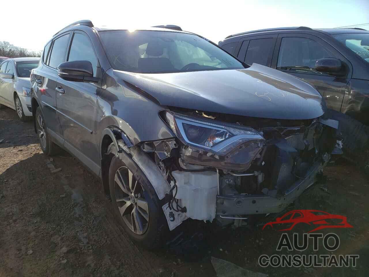 TOYOTA RAV4 2018 - 2T3RFREV4JW748634