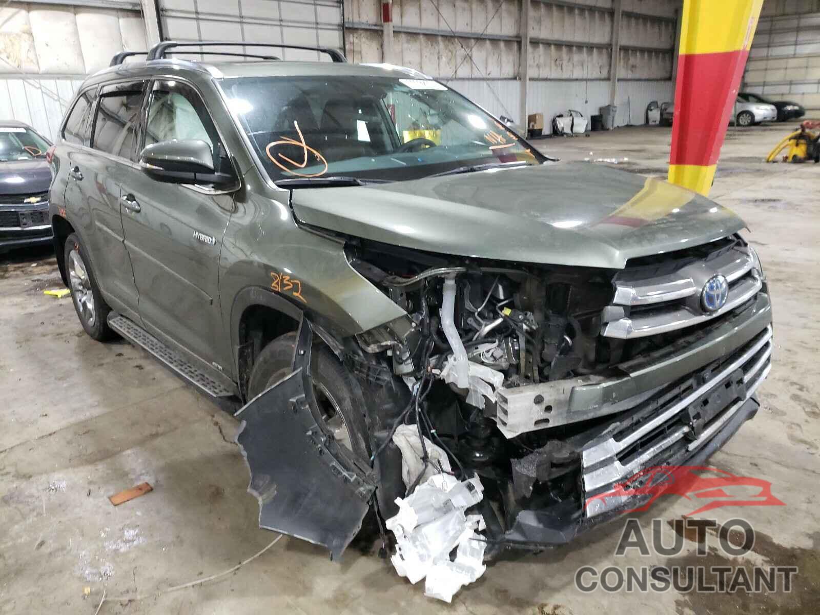 TOYOTA HIGHLANDER 2019 - 5TDDGRFH8KS064107