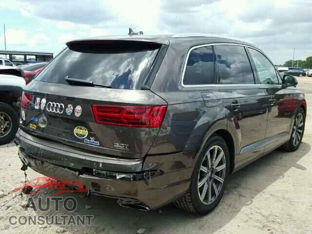 AUDI Q7 2017 - WA1VABF70HD020766