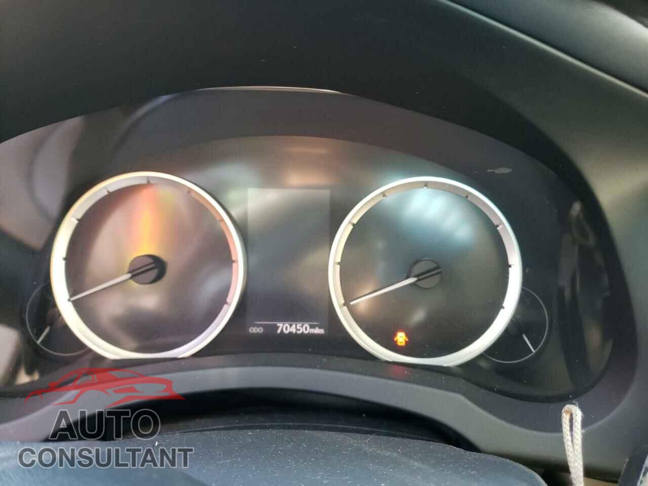 LEXUS IS 2016 - JTHCM1D28G5010306