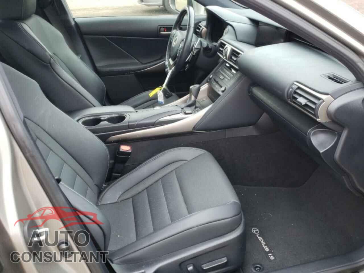 LEXUS IS 2020 - JTHGA1D26L5102731