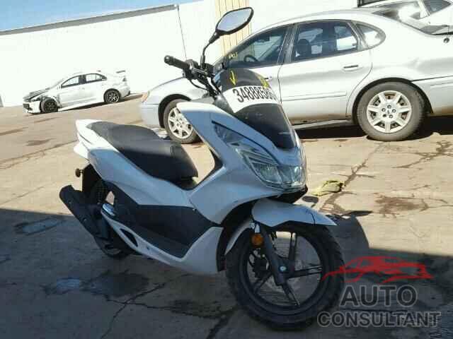 HONDA SCOOTER 2015 - RLHKF1808FY002607