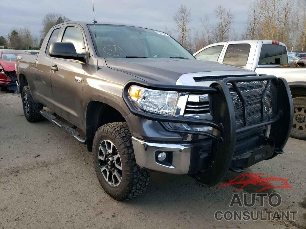 TOYOTA TUNDRA 2016 - 5TFUY5F10GX511460