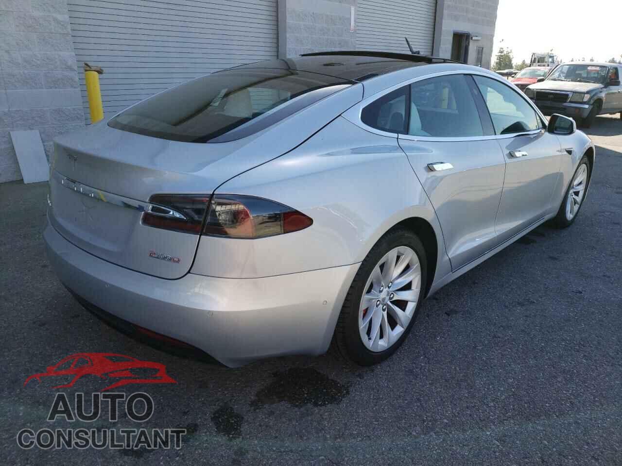 TESLA MODEL S 2018 - 5YJSA1E46JF282669