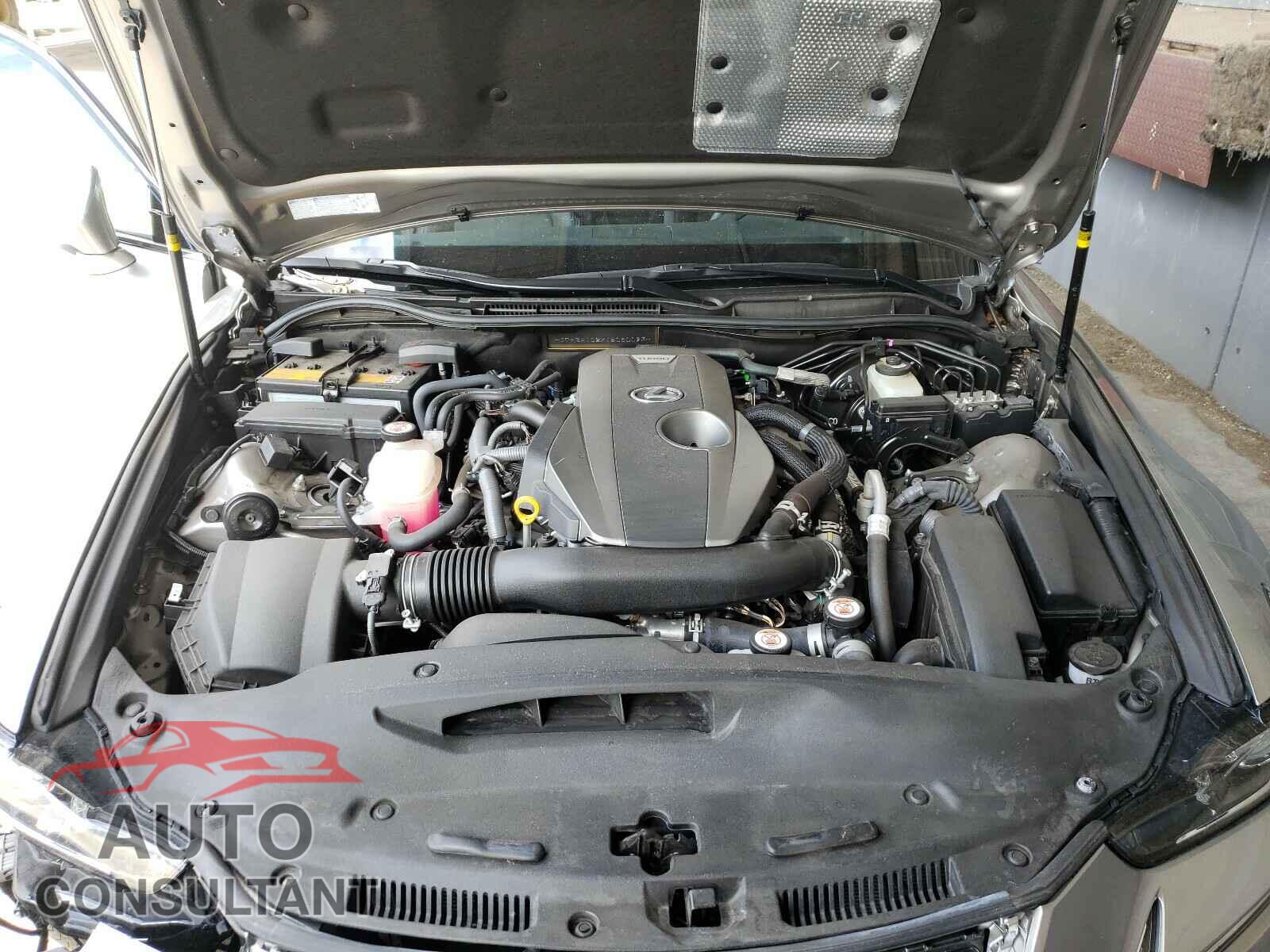 LEXUS IS 2018 - JTHBA1D2XJ5080093