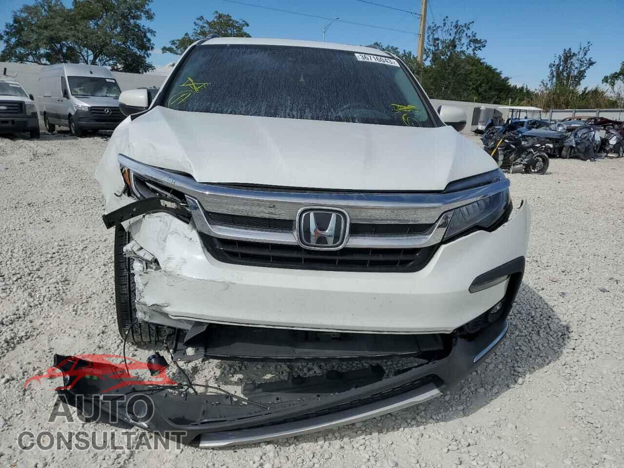 HONDA PILOT 2021 - 5FNYF5H92MB010344
