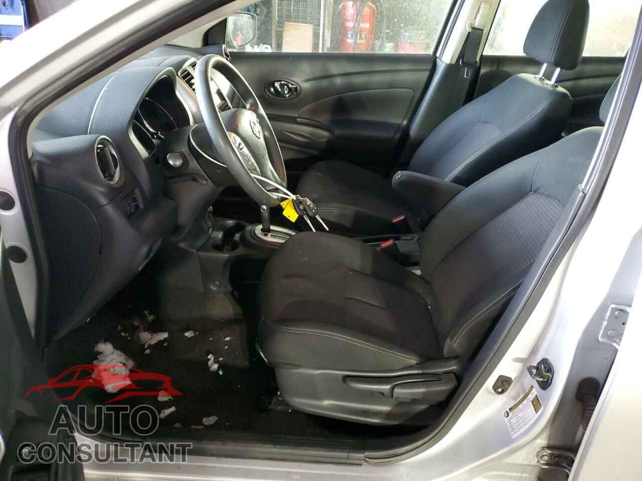 NISSAN VERSA 2019 - 3N1CN7AP3KL822626