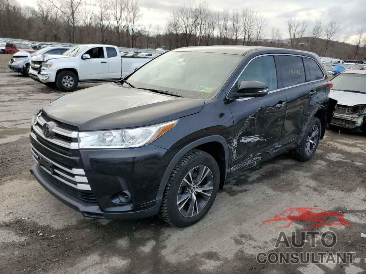 TOYOTA HIGHLANDER 2018 - 5TDBZRFHXJS821587