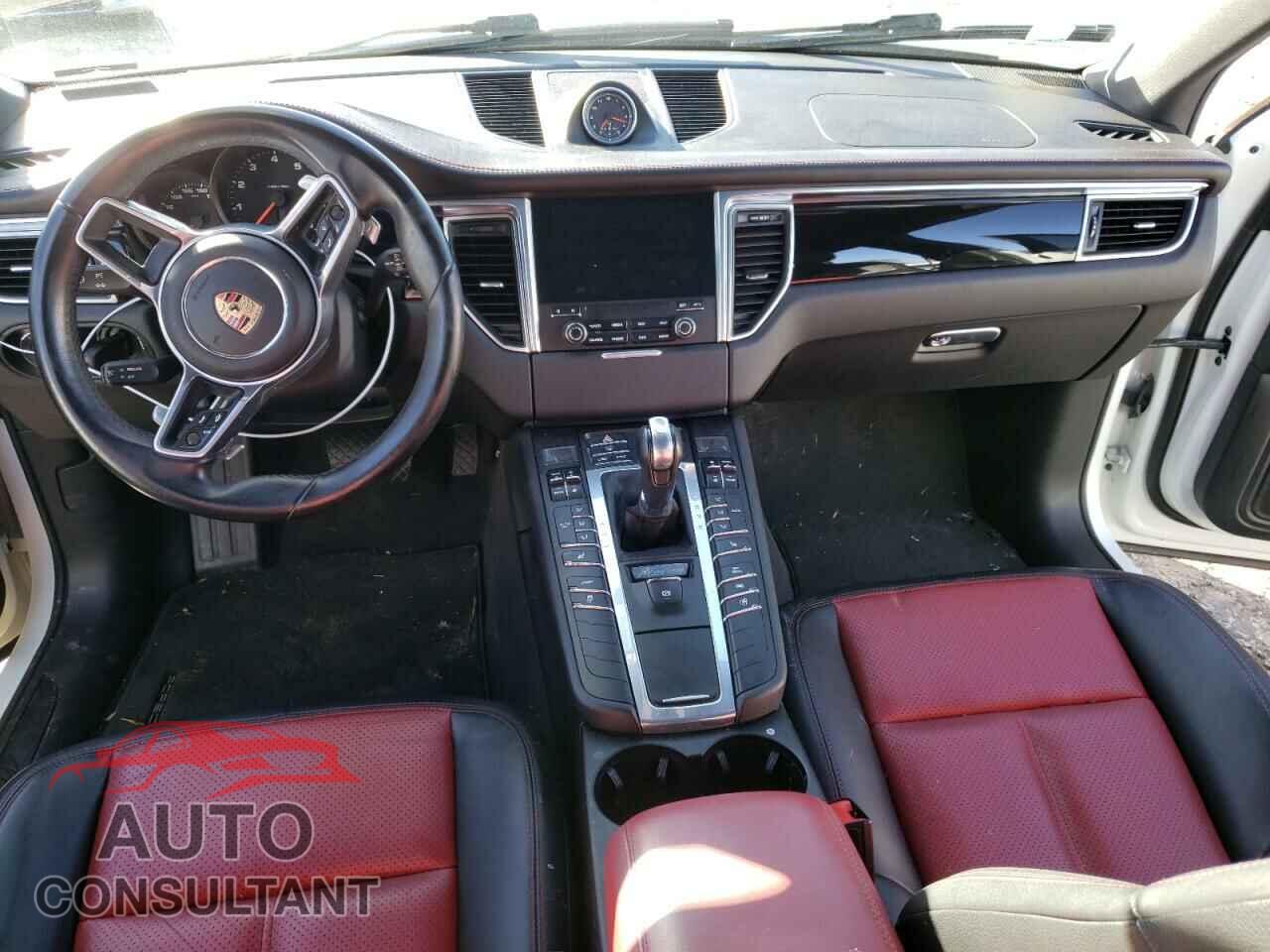 PORSCHE MACAN 2017 - WP1AA2A54HLB08671