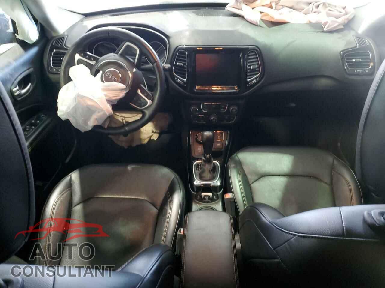 JEEP COMPASS 2021 - 3C4NJDCB6MT575266