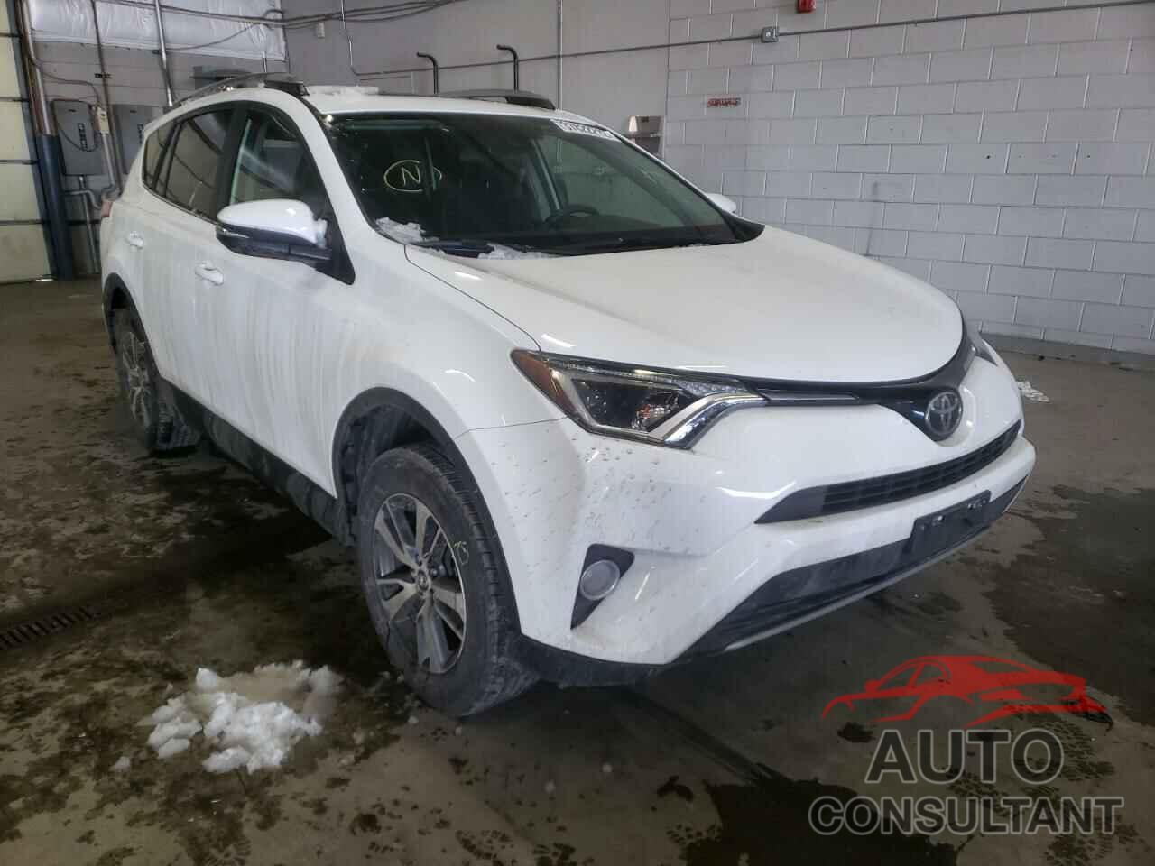 TOYOTA RAV4 2018 - 2T3RFREV3JW716161