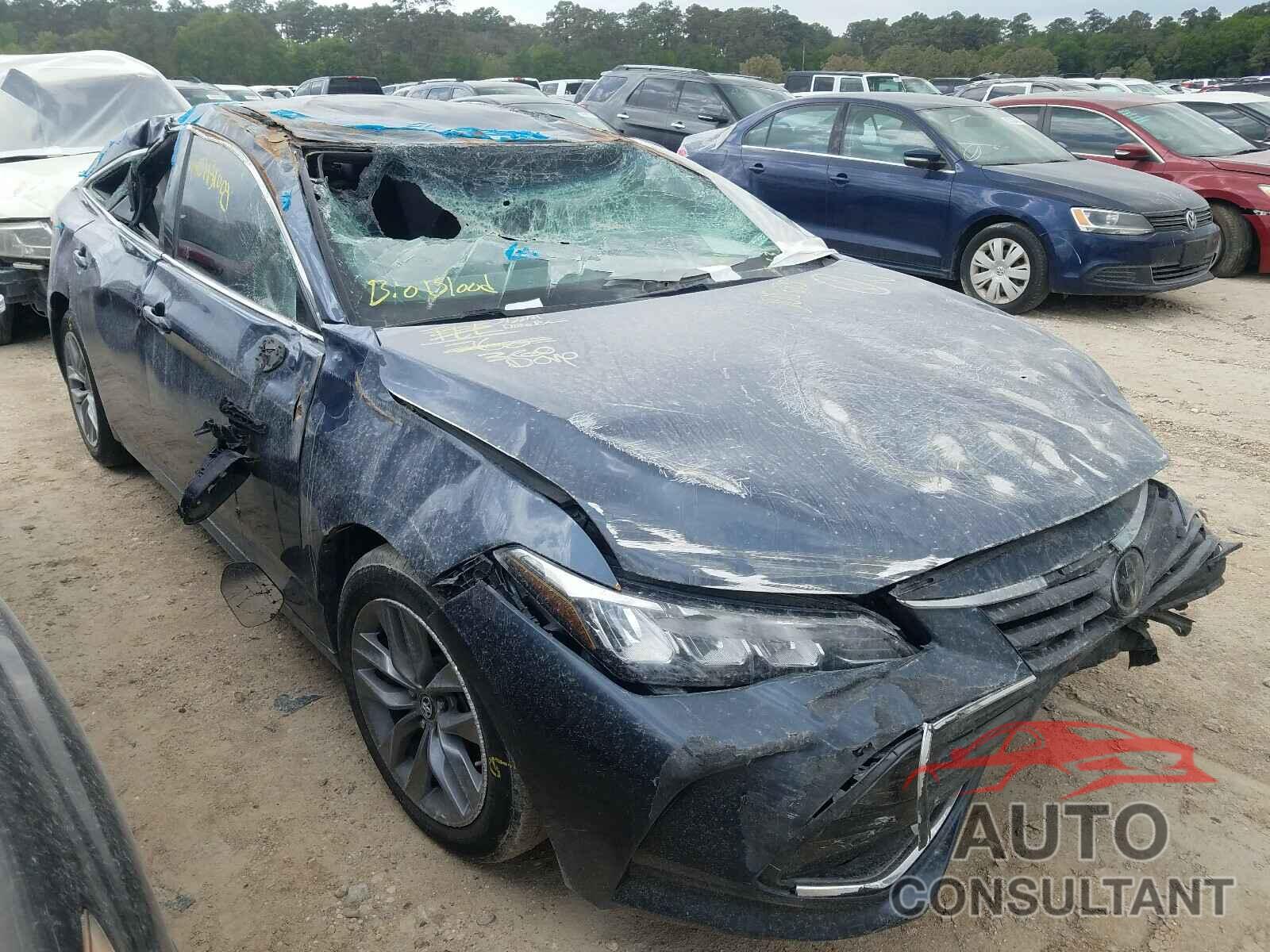 TOYOTA AVALON 2019 - 4T1BZ1FB7KU032934