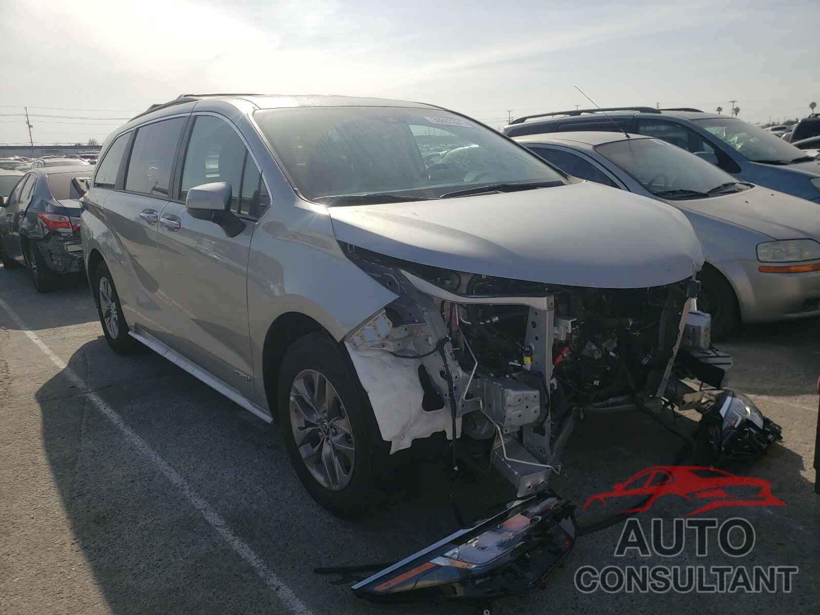 TOYOTA SIENNA 2021 - 5TDKRKECXMS002287