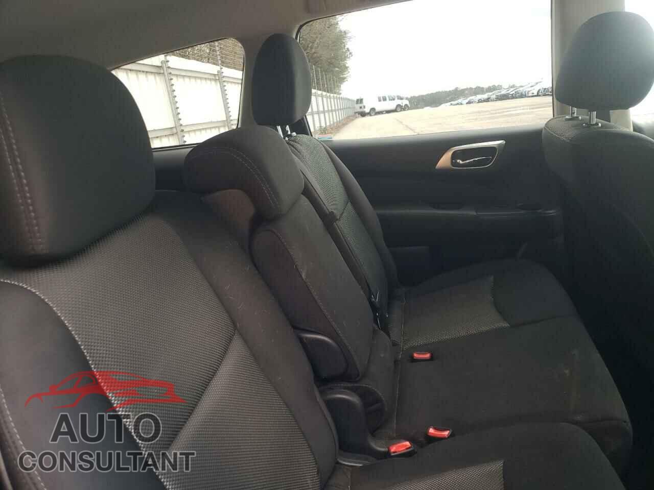 NISSAN PATHFINDER 2018 - 5N1DR2MM5JC670669