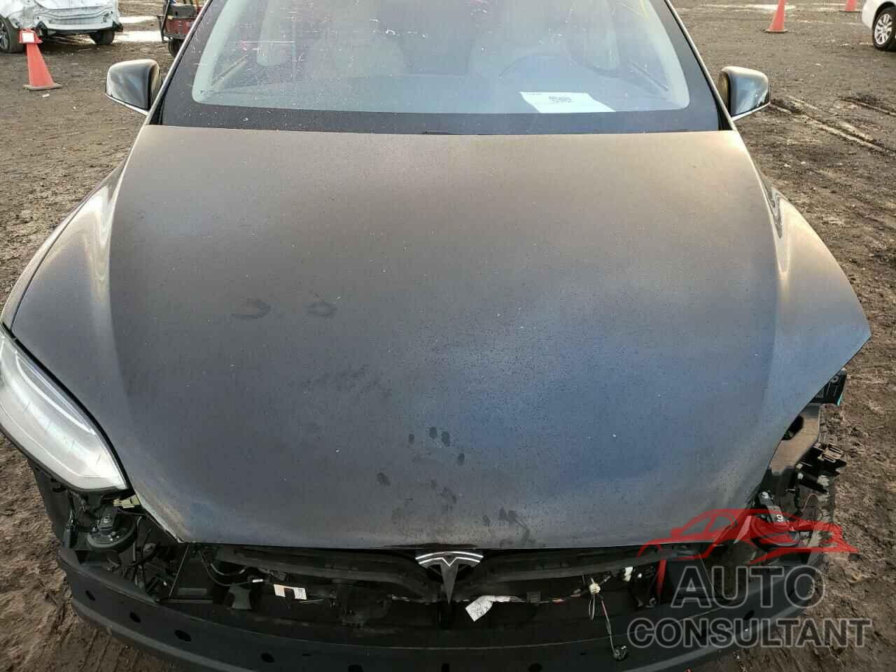 TESLA MODEL X 2016 - 5YJXCAE29GF002167