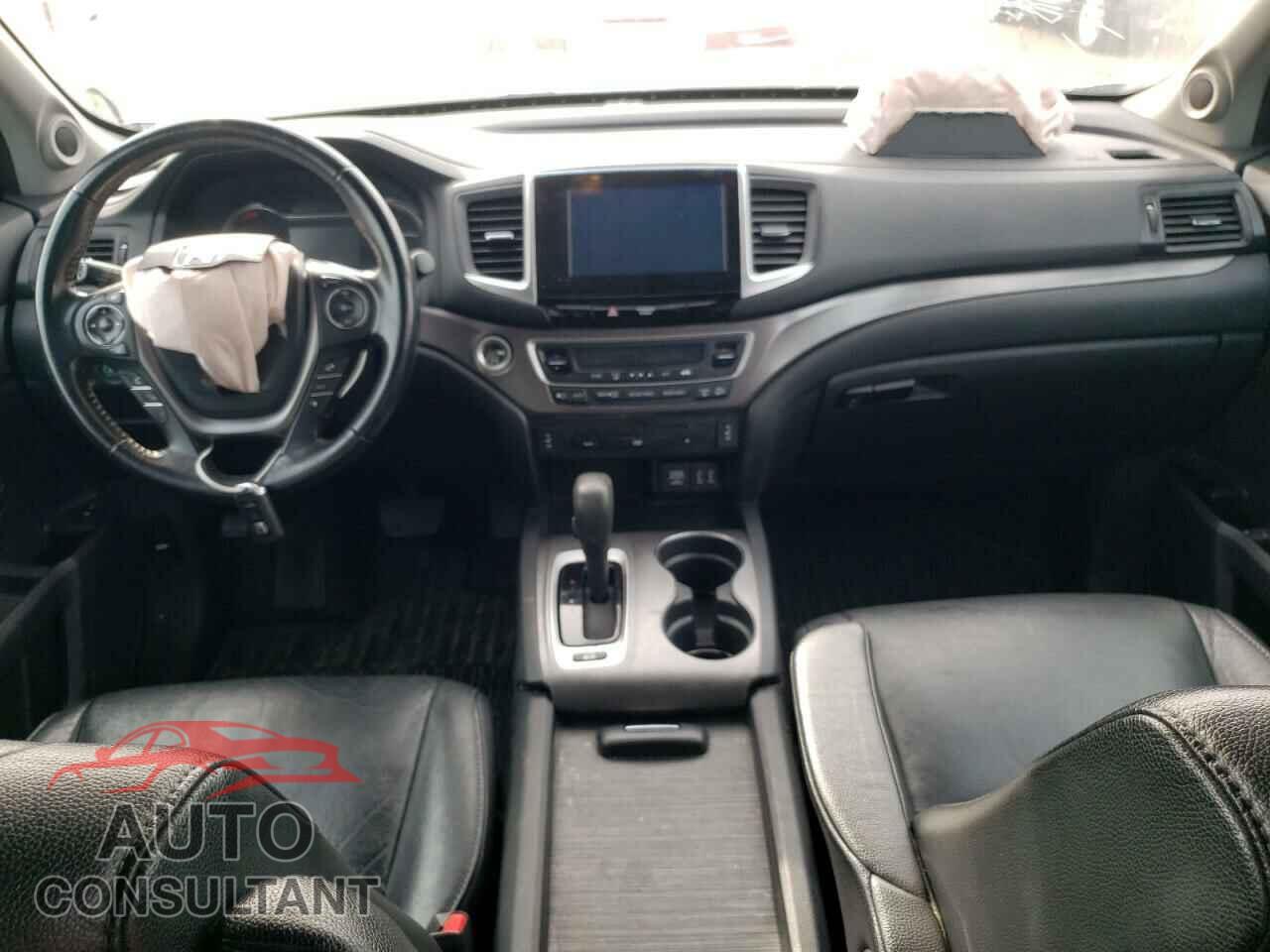 HONDA PILOT 2016 - 5FNYF6H88GB077838
