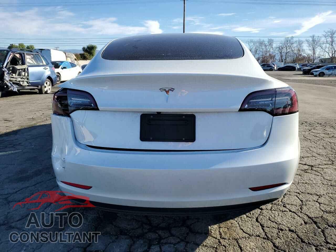 TESLA MODEL 3 2023 - 5YJ3E1EA7PF488235