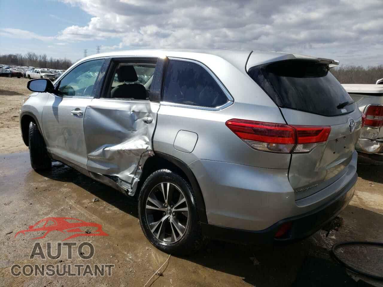 TOYOTA HIGHLANDER 2019 - 5TDZZRFH6KS313195