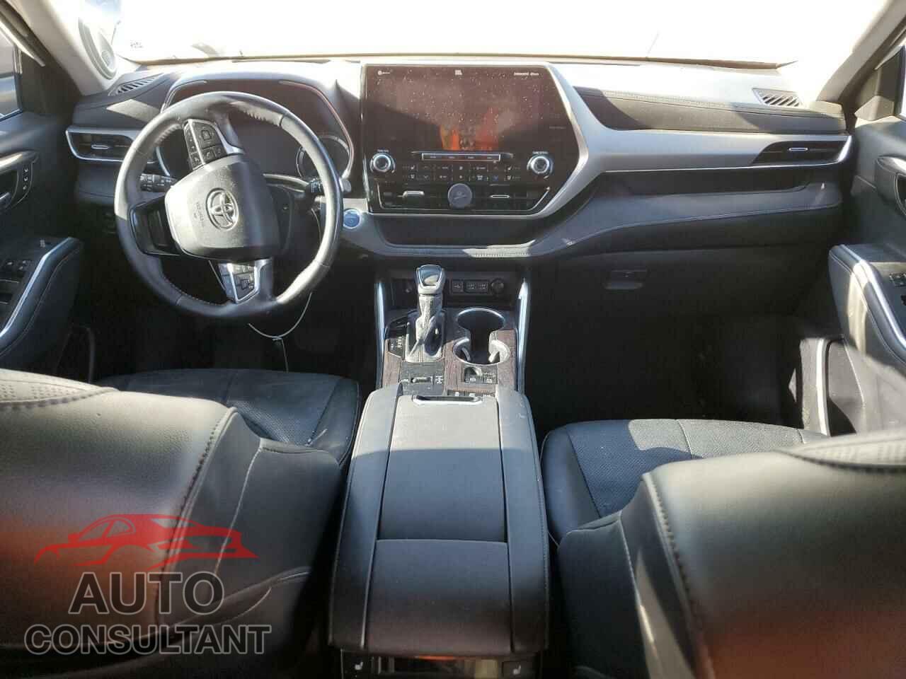TOYOTA HIGHLANDER 2020 - 5TDEBRCH2LS012853