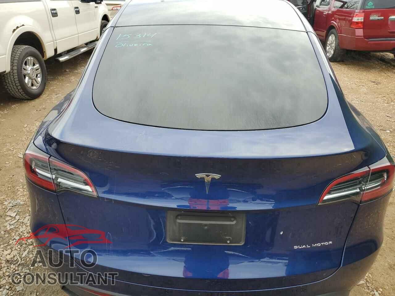TESLA MODEL Y 2023 - 7SAYGDEE2PF817236