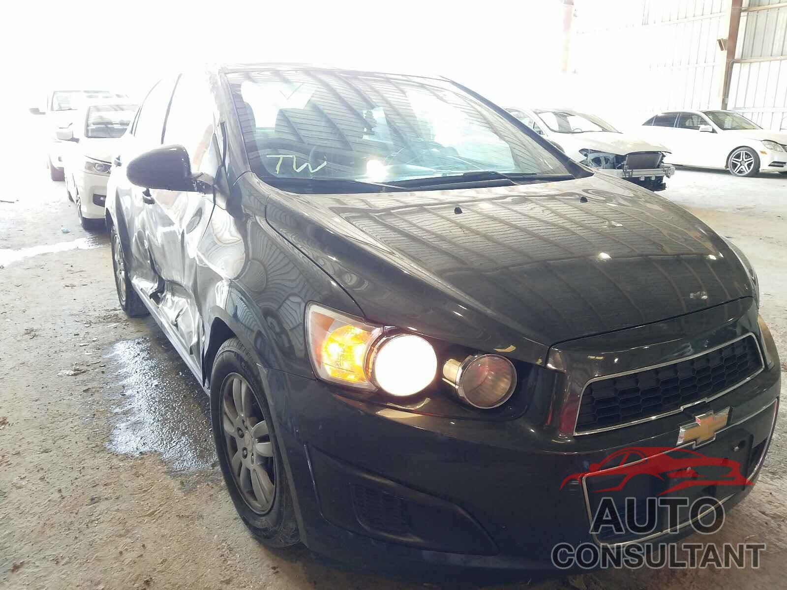 CHEVROLET SONIC 2016 - 1G1JC5SH8G4178827