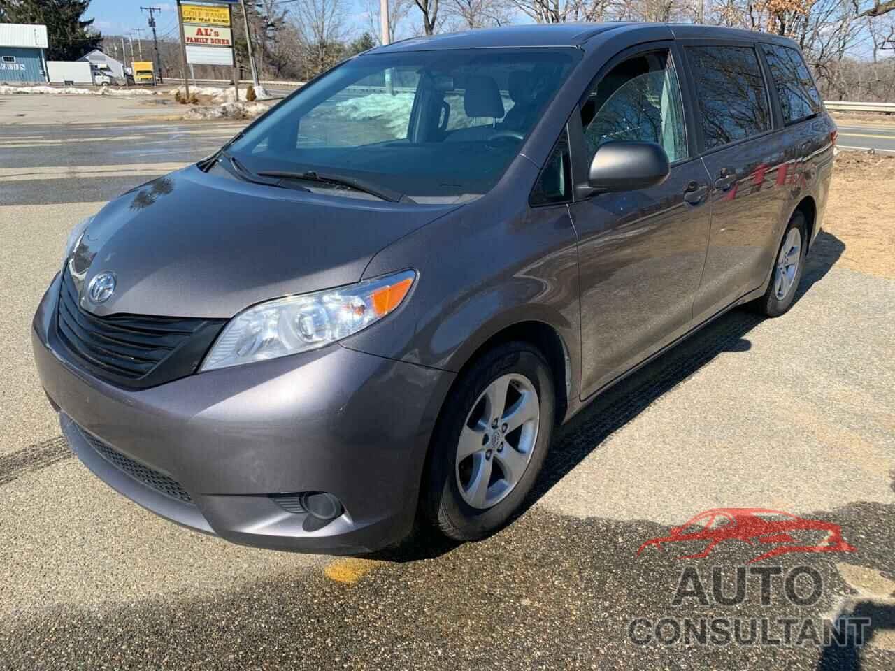 TOYOTA SIENNA 2017 - 5TDZZ3DC7H5810270