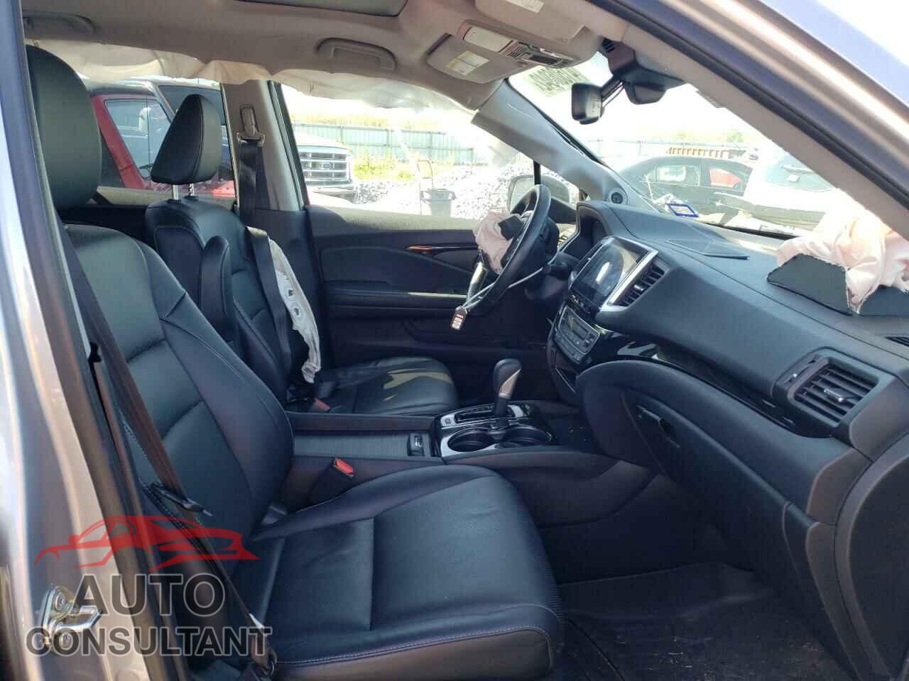 HONDA RIDGELINE 2017 - 5FPYK3F73HB011856