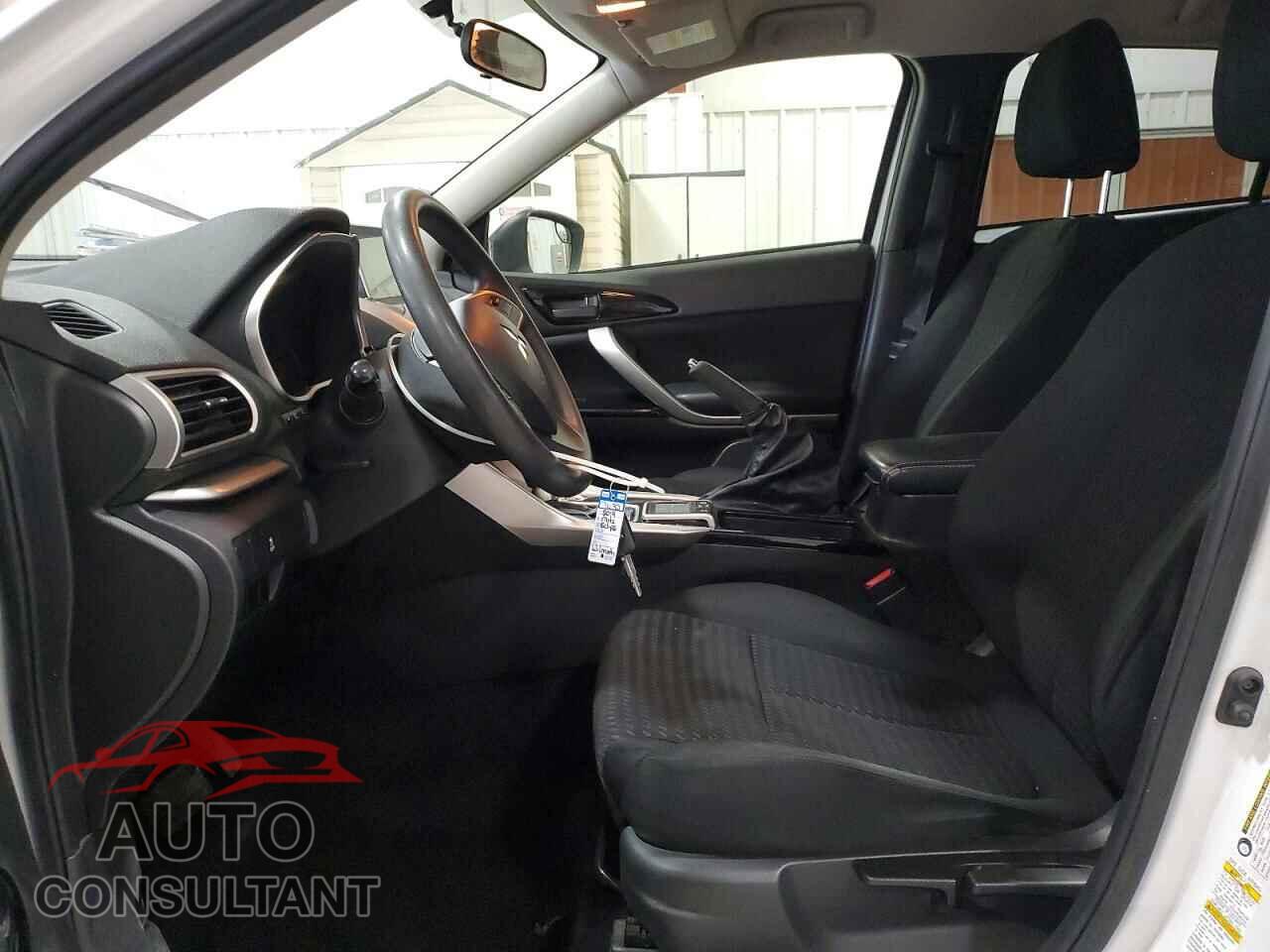 MITSUBISHI ECLIPSE 2019 - JA4AT4AA2KZ052247