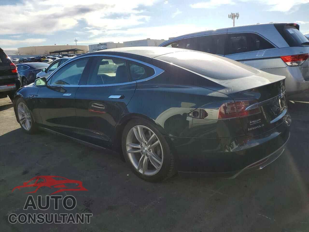 TESLA MODEL S 2012 - 5YJSA1DN7CFP02940