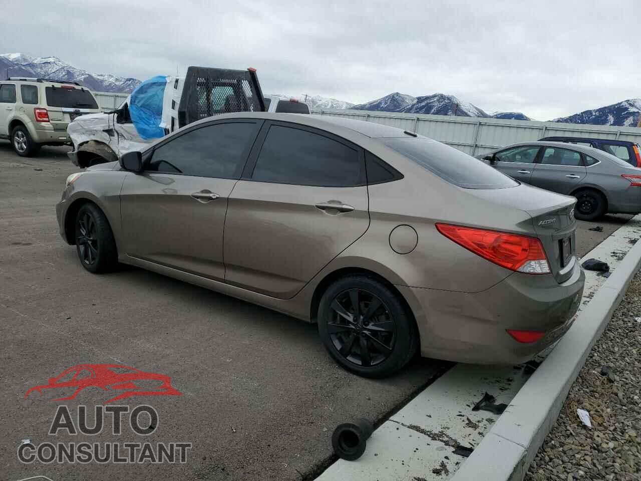 HYUNDAI ACCENT 2012 - KMHCU4AE3CU036728